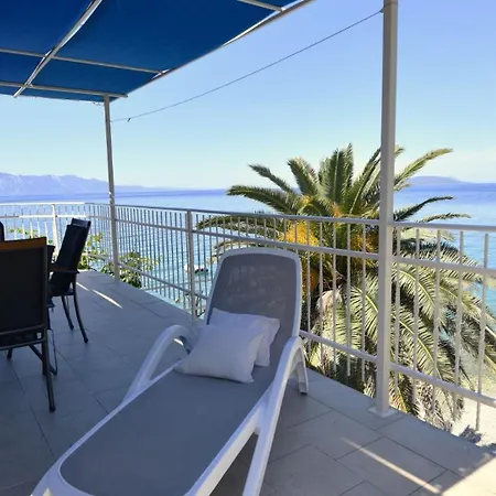 Maria - Beachfront By Guide * Podaca